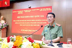 Tăng cường đấu tranh phòng, chống suy thoái tư tưởng chính trị, tự diễn biến, tự chuyển hóa