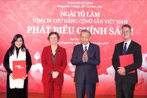 Tổng Bí thư Tô Lâm chứng kiến Đại học Oxford và Vietjet công bố kết quả công trình nghiên cứu Net Zero Carbon