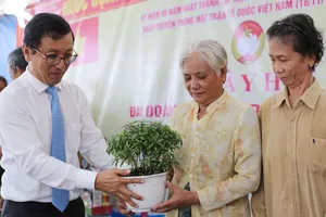 Ấp Miễu Ba (xã Cần Giờ) thi đua 100% hộ dân xây dựng công trình đúng quy hoạch