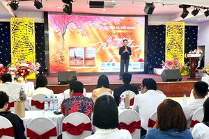 MC Hải Triều ra mắt ấn phẩm "Có một người đi cùng ta năm tháng"