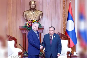Tổng Bí thư Tô Lâm thăm các nguyên lãnh đạo Lào