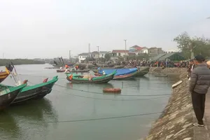 Khu neo đậu tránh trú bão tàu cá Cửa Sót, nơi tìm thấy thi thể cháu bé 