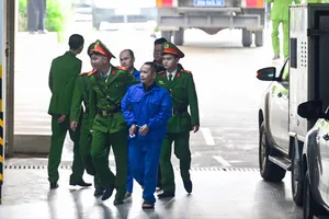 Xét xử các bị cáo trong vụ án liên quan đến Tòa án nhân dân cấp cao tại Đà Nẵng trước đây