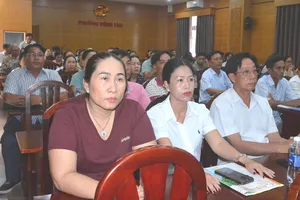 Đông đảo ngư dân tham dự hội nghị