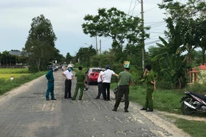 Trên đường đi làm, cô gái ngã nhào xuống đường thiệt mạng sau tiếng nổ lớn