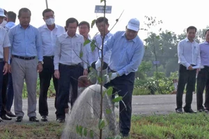 Long An tổ chức lễ phát động “Tháng hành động vì môi trường” 