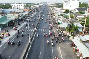 Quốc lộ 1A đoạn qua Khu công nghiệp Tân Hương (Tiền Giang), nguy cơ tai nạn cao