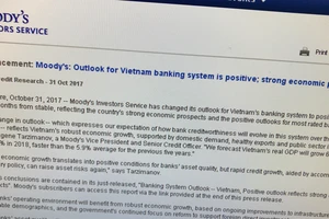 Moody’s vừa nâng mức đánh giá triển vọng của hệ thống ngân hàng Việt Nam từ “ổn định” lên “tích cực”