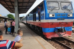 Quảng Bình thuê 4 đoàn tàu đón 2.800 người dân về quê. Ảnh minh họa: MINH PHONG