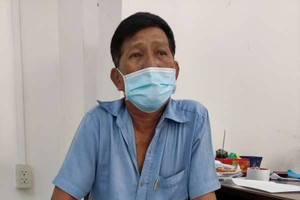 胡永昌正等錢去治病。