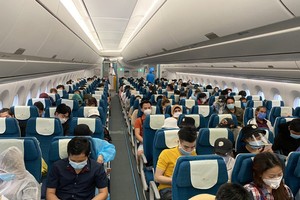 交通部受命指示越南航空公司制定計劃，將越南公民及其家人運送回國。