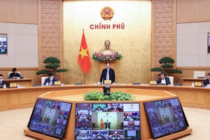 政府總理范明政主持會議。