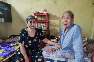 古志祥-李梅夫婦年事已高病痛多。