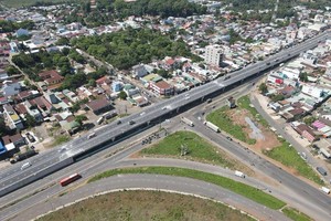 １號國道油曳高架橋通車