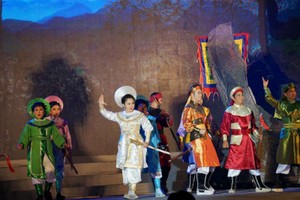 傳統舞蹈編舞師已竭盡全力為慶祝具有歷史意義的玉回-棟多勝利 (1789-2022)233週年紀念節目創造藝術效果。