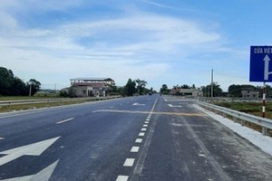 9號國道改建、拓寬預計於今年12月31日之前竣工。