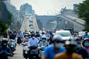 從2017年1月1日起，新生產、組裝和進口的各種兩輪摩托車已採用達 歐３廢氣排放的標準。