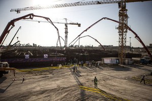 這是2019年11月10日拍攝的伊朗布什爾核電站二期工程現場。新華社發（艾哈邁德攝）