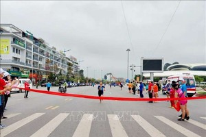 全民傚法偉大胡伯伯榜樣鍛鍊身體