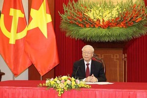 阮富仲總書記與德國總理電談