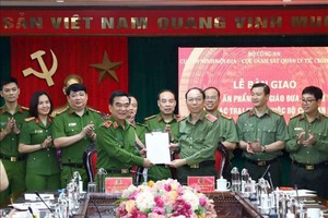 向監獄移交逾四千宗教刊物