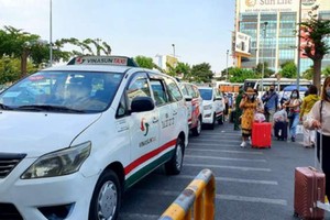 新山一機場制定假日避堵方案