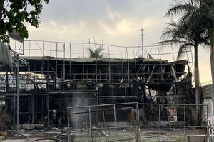 守德市某啤酒俱樂部失火