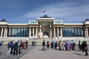 資料圖 蒙古國首都烏蘭巴托市蘇赫巴托廣場。新華社發