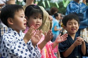 日本兒童數量從1982年起每年遞減。