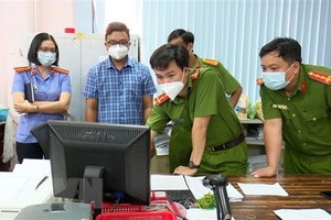 要主動檢查，集中於容易發生貪污、腐敗情況的領域。