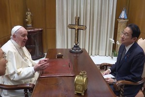 日本首相與羅馬教皇商定為“無核武世界”合作