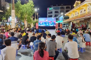 平西市場直播球賽為我國球隊打氣