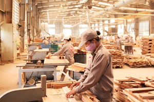 各家企業疫後加快生產。