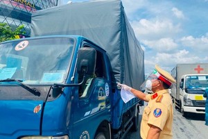 加強檢查卡車、槽車與集裝箱車