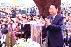 韓各地舉行佛誕法會