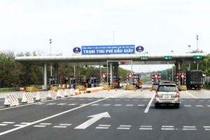 胡志明市-隆城-油曳高速公路今年8月中旬開展電子不停車收費系統