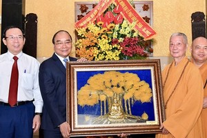 國家主席阮春福祝賀佛誕大典。 