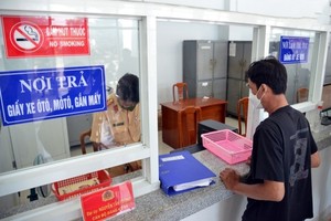 縣和鄉級公安簽發車牌為民眾帶來便利。