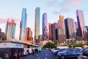 寄予生活在國外的您