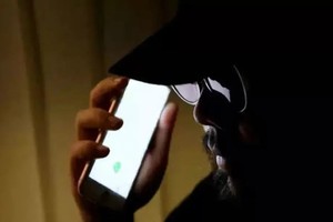 民眾須對陌生電話或在網上交易時要慎重。