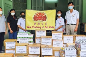 大發食品公司端午節分享愛心