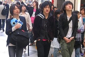 日本吸煙年齡仍限制在20歲以上的規定，20歲以上人群的知曉率不到7成。