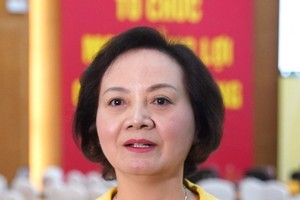 內務部長范氏清茶。