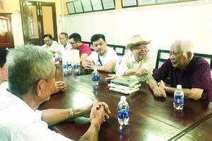 代表團拜訪迪石市同鄉