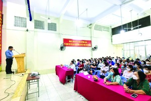 第五郡婦女代表大會決議宣傳活動