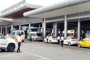 金蘭機場改建經費 24 萬億元