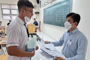 全市共有逾8萬5000名考生參加2022年高中畢業考試。