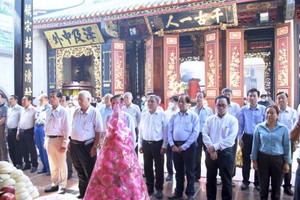 市民族處主任黃文鴻玉、義安會館理事長 陳裕以及諸位副理事長、顧問等嘉賓出席儀式。