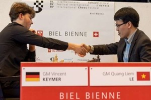 黎光廉與安德列‧埃西彭科握手言和