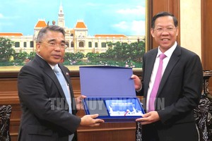 本市與菲律賓加強合作關係